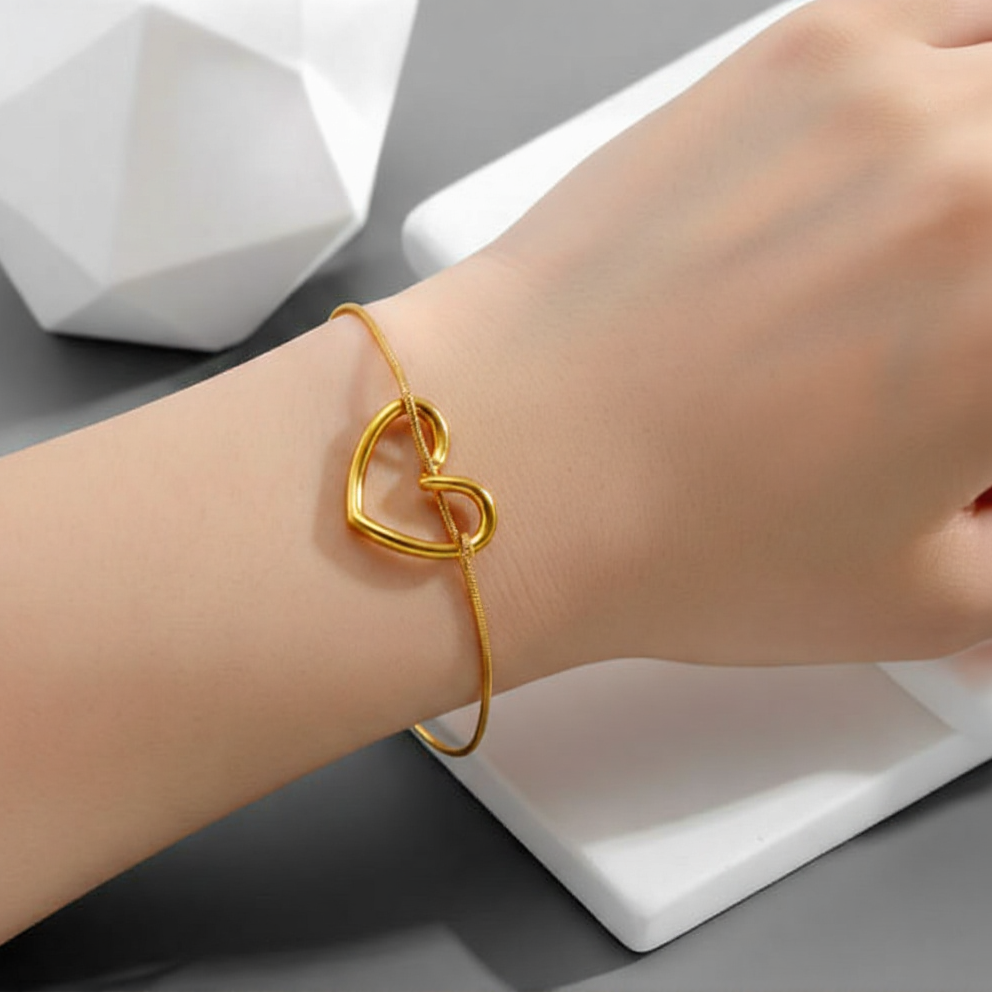 Minimal Open Heart Bracelet